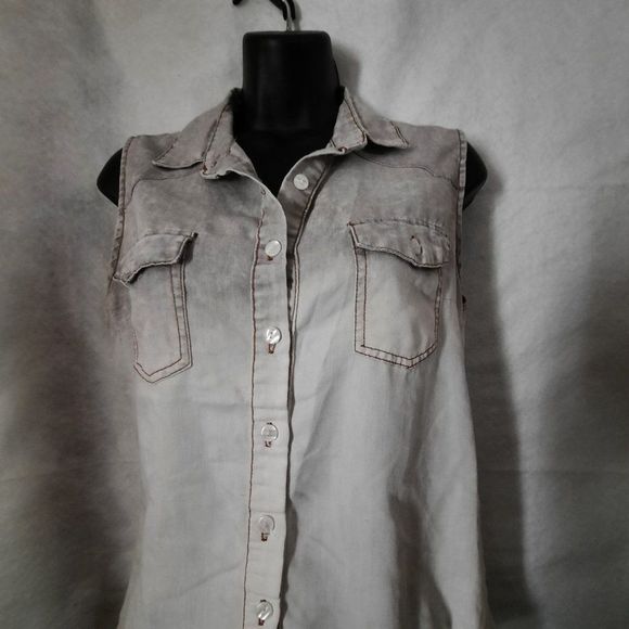 Vintage PassPort Grey Ombre Sleeveless Button Up Tank Size Medium - Picture 3 of 11